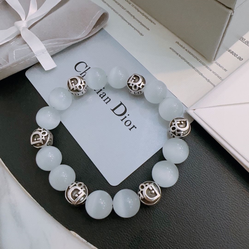 chr1st1an D10r bracelets